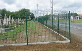 Sopronkövesd temető Bekafor Prestige kerítés 